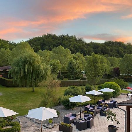 Complexe Les 4 Saisons Hotel Oust Екстериор снимка